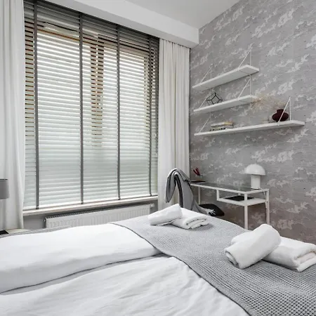 Aura Premium Mokotow